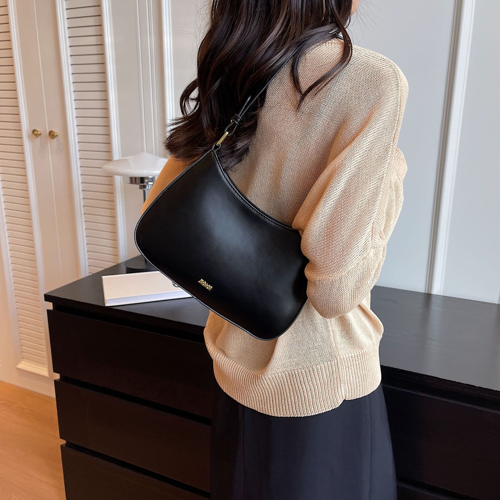 Red Underarm Shoulder Bags for - Interior Design Trends 2026 ulasan dan harga