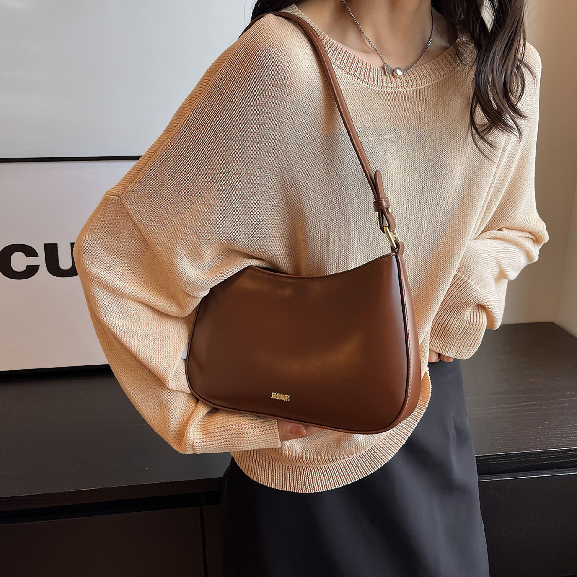 Red Underarm Shoulder Bags for - Interior Design Trends 2026 ulasan dan harga