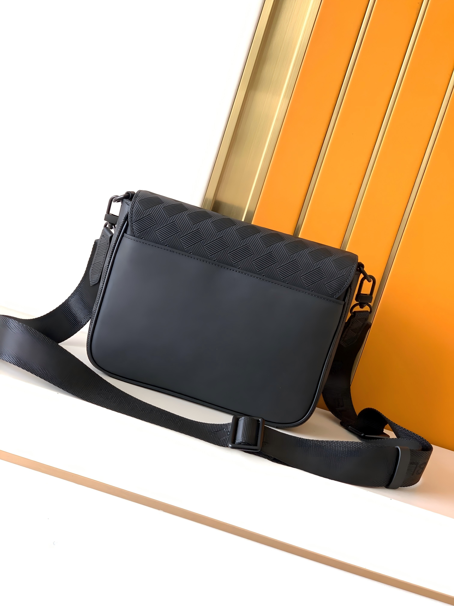 Bag  Soft Italian Tumbled Calf - Interior Design Hongkong ulasan dan harga