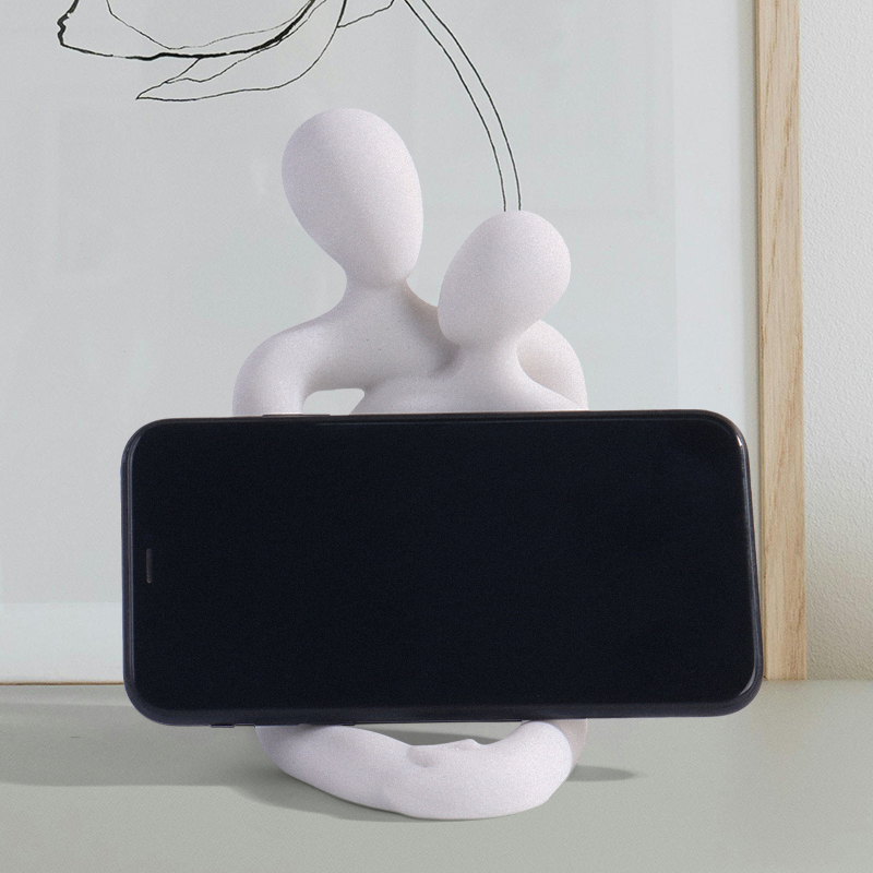 Couple embrace phone holder sc - Interior Design Book ulasan dan harga