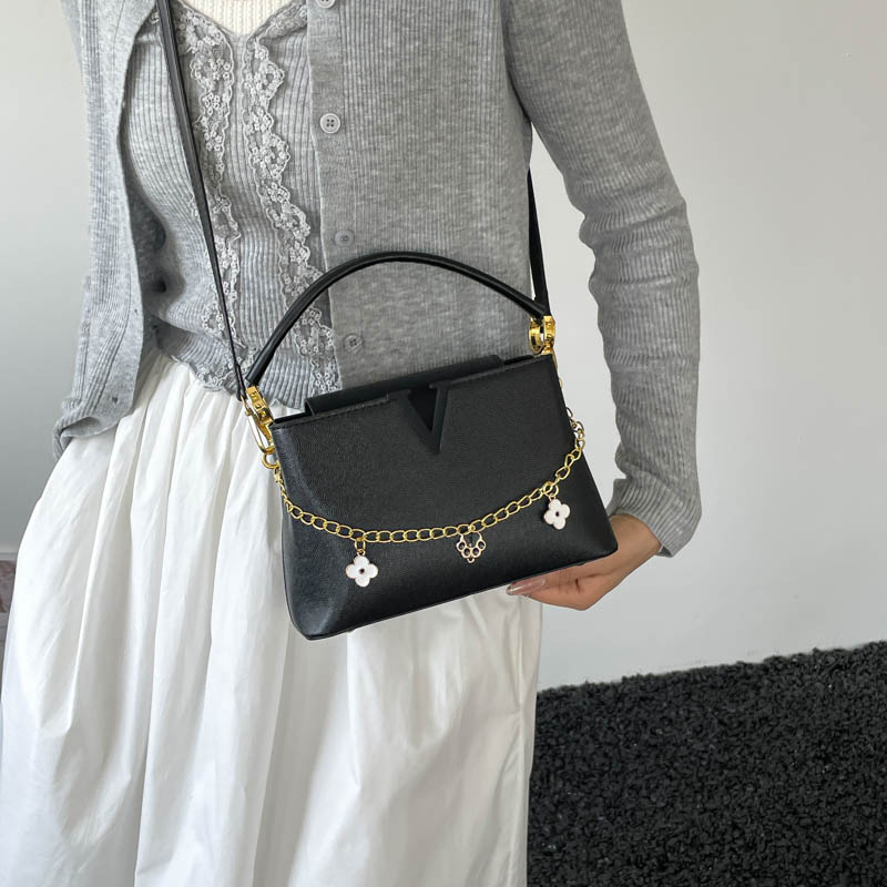 Classic Pu Leather Lady Should - Interior Design Trends 2026 ulasan dan harga
